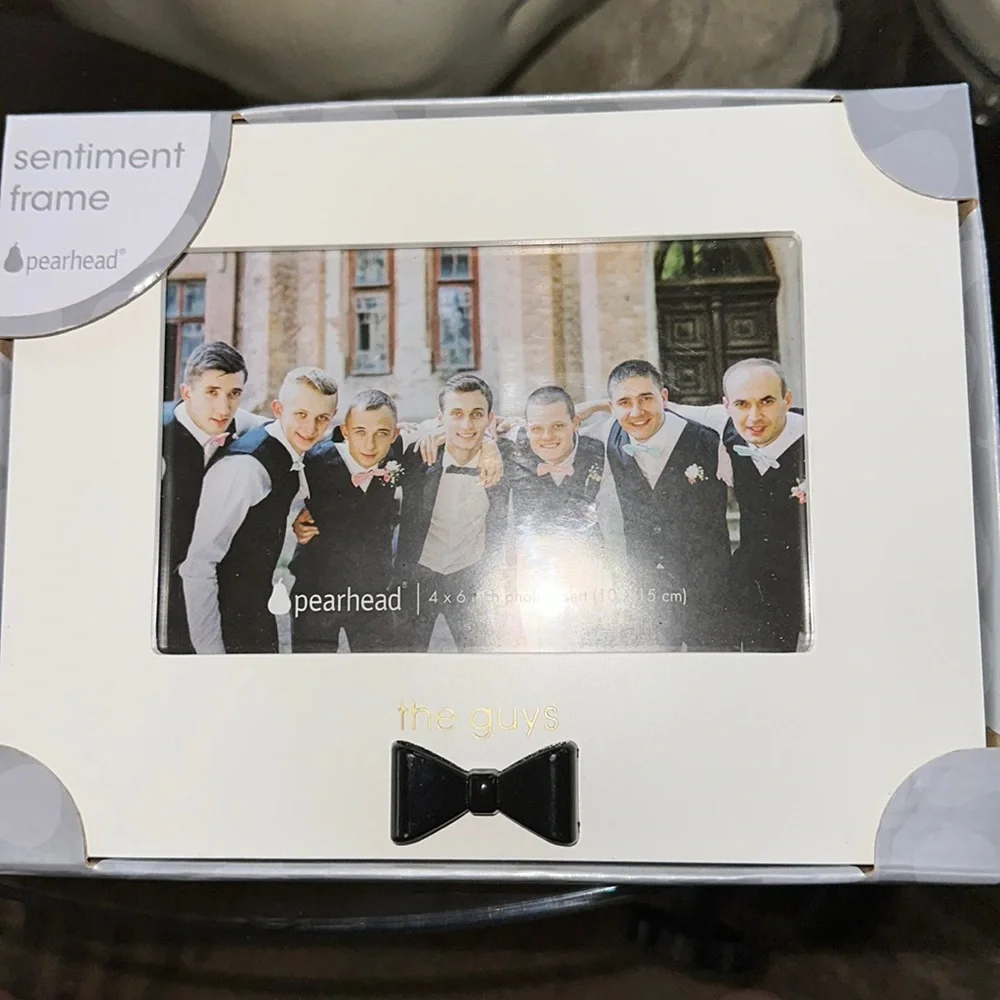 sentiment frame - Picture 1 of 3